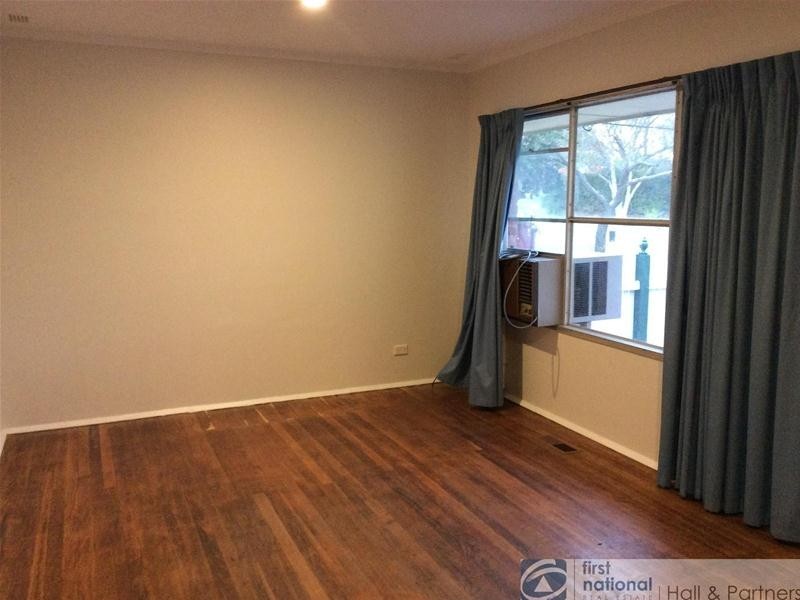 8 Blossom Drive, Doveton VIC 3177