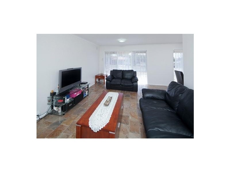 18 Grove End Road, Endeavour Hills VIC 3802