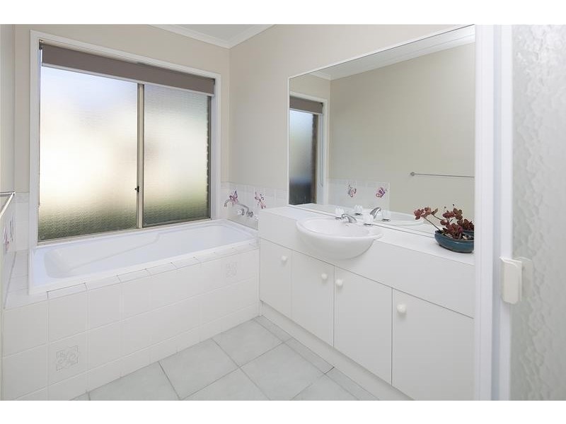 3 Ashton Rise, Narre Warren South VIC 3805