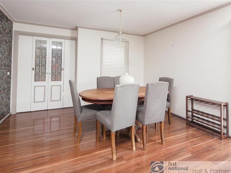 32 Narellan Drive, Hampton Park VIC 3976