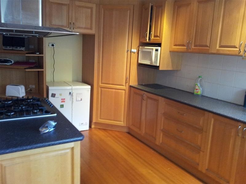 17 Westminster Avenue, Dandenong North VIC 3175