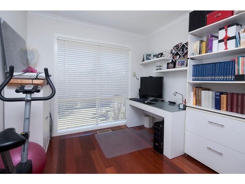 12 Chantell Avenue, Endeavour Hills VIC 3802