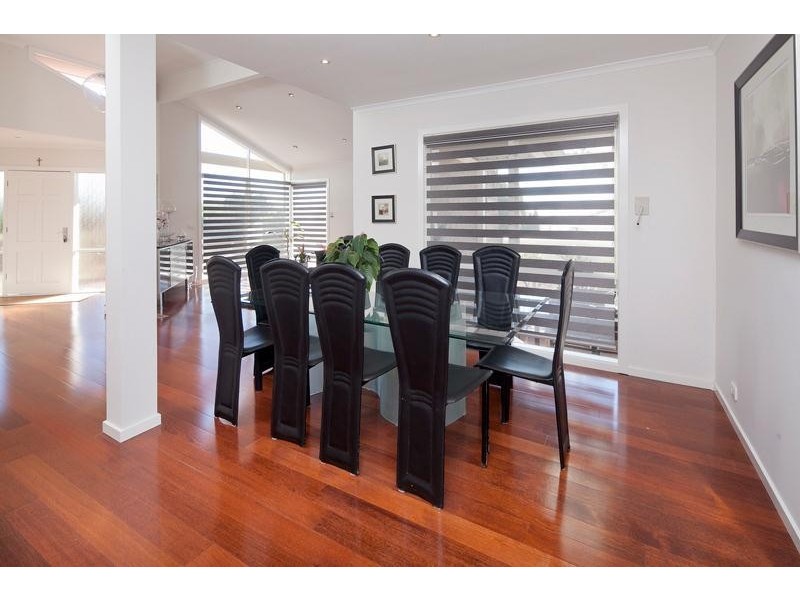 12 Chantell Avenue, Endeavour Hills VIC 3802