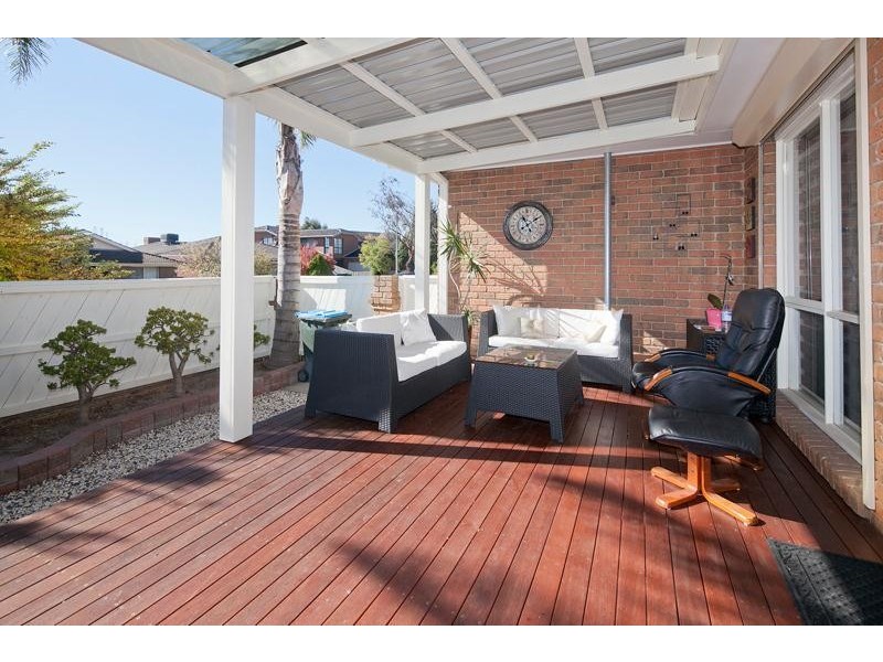 12 Chantell Avenue, Endeavour Hills VIC 3802