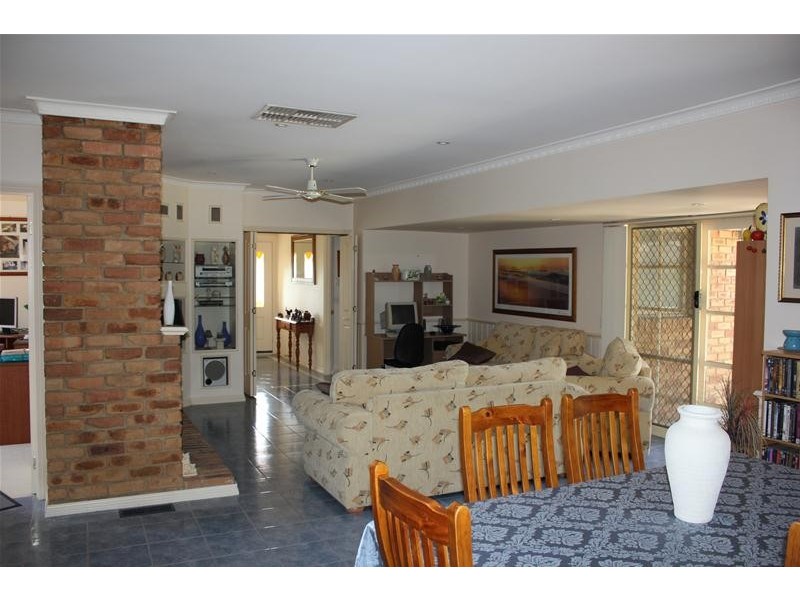 1 Portland Place, Endeavour Hills VIC 3802