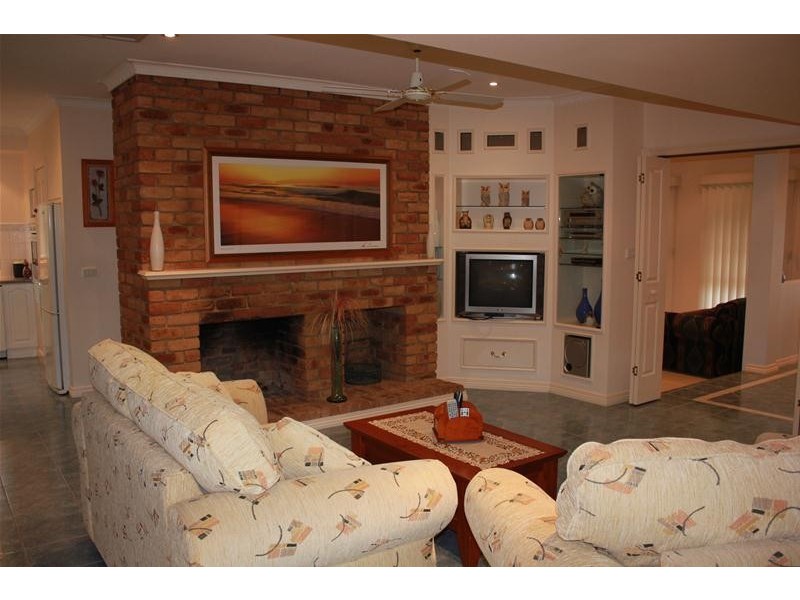 1 Portland Place, Endeavour Hills VIC 3802