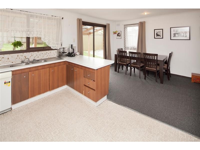 11 Cloverdale Court, Mulgrave VIC 3170