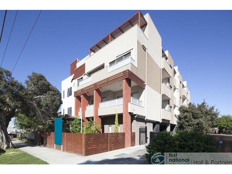 9/3 Market Street, Dandenong VIC 3175