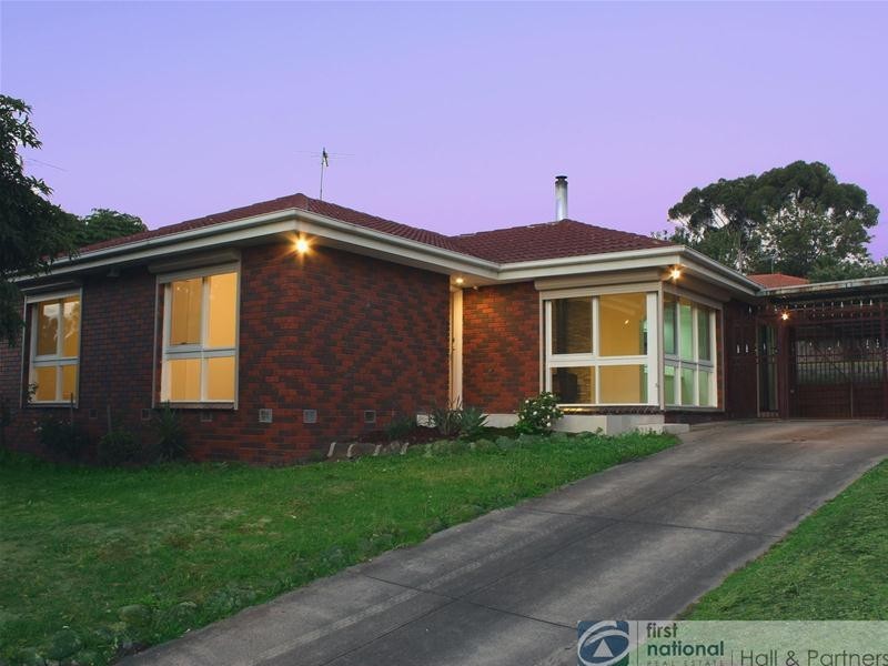 59 Charles Green Avenue, Endeavour Hills VIC 3802