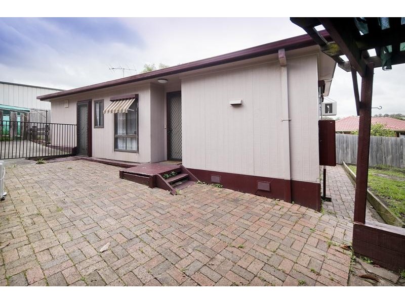 10 Dundee Court, Endeavour Hills VIC 3802