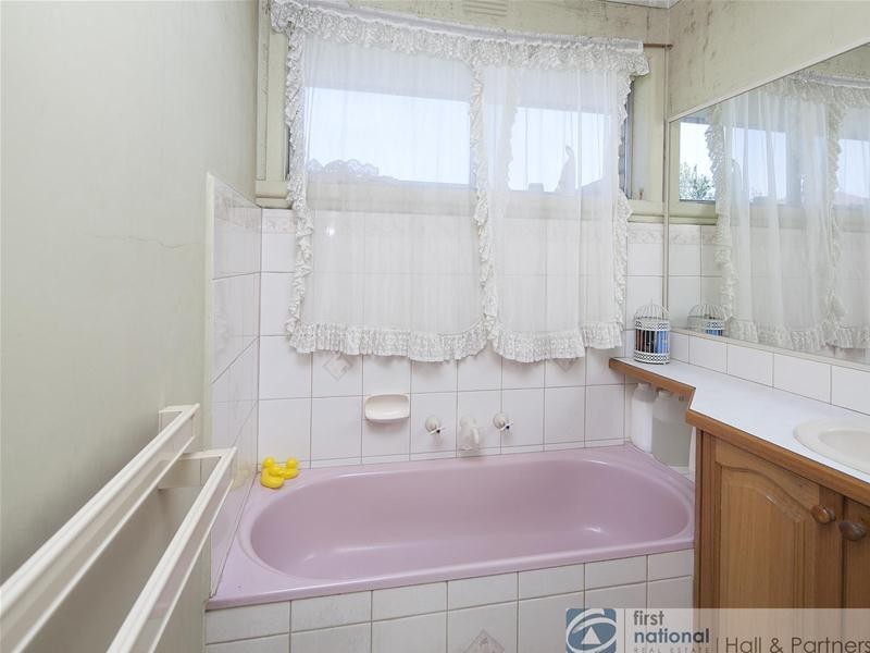 4 Roberta Street, Dandenong VIC 3175