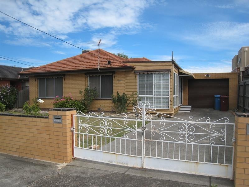 14 Bulong Street, Dandenong VIC 3175