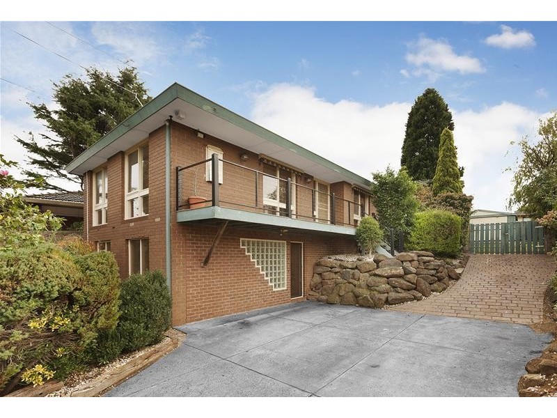 17 Kaye Court, Dandenong North VIC 3175