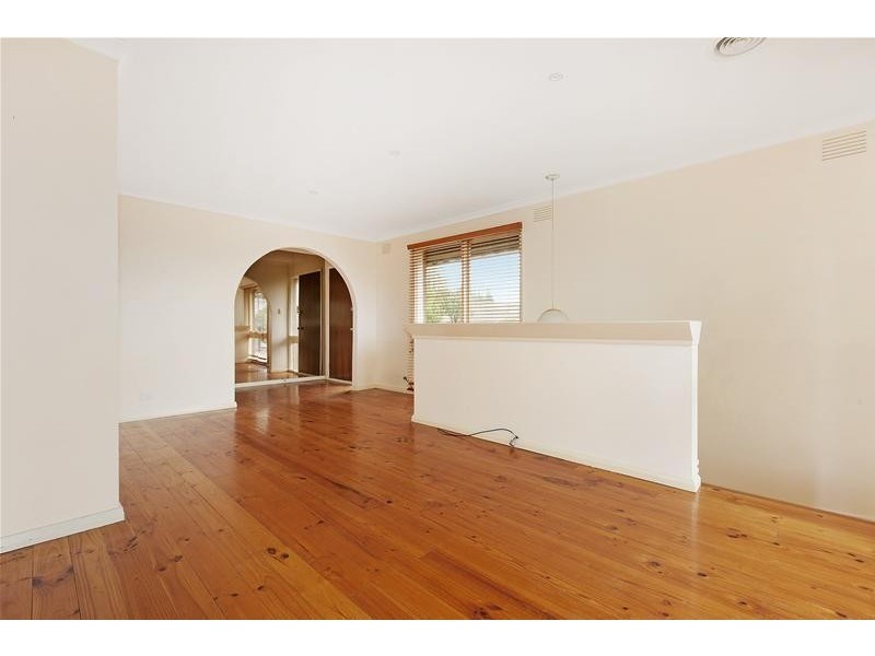 17 Kaye Court, Dandenong North VIC 3175