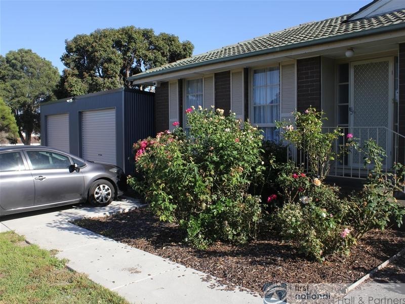 1 Terrell Close, Endeavour Hills VIC 3802