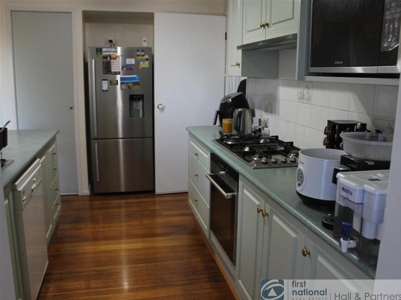 1 Terrell Close, Endeavour Hills VIC 3802