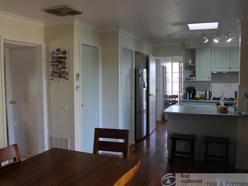 1 Terrell Close, Endeavour Hills VIC 3802