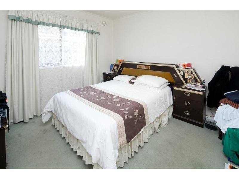 12 Holmbury Boulevard, Mulgrave VIC 3170