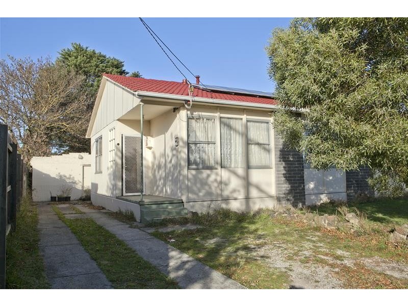 7 Banksia  Street, Doveton VIC 3177