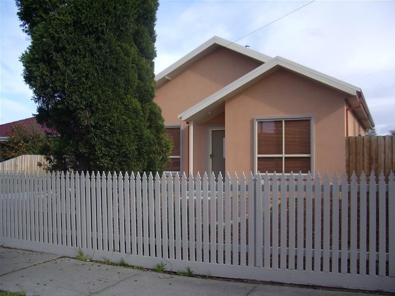 1/21 King George Parade, Dandenong VIC 3175