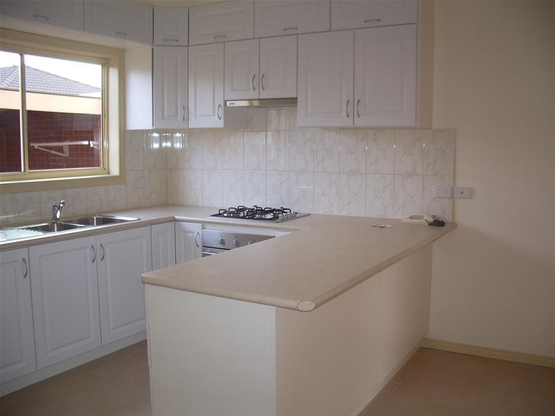 1/21 King George Parade, Dandenong VIC 3175