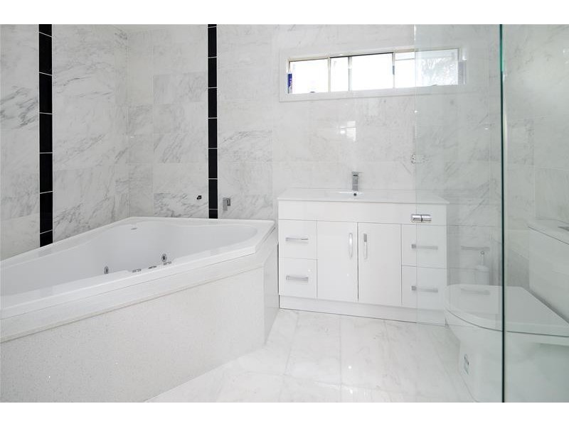 31 Liege Avenue, Noble Park VIC 3174