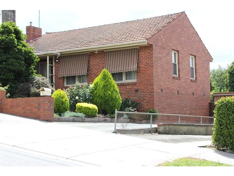 7 Magnolia Grove, Doveton VIC 3177