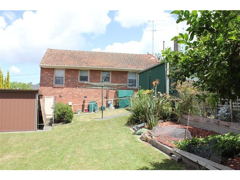 7 Magnolia Grove, Doveton VIC 3177