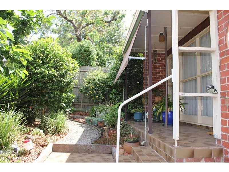 7 Magnolia Grove, Doveton VIC 3177