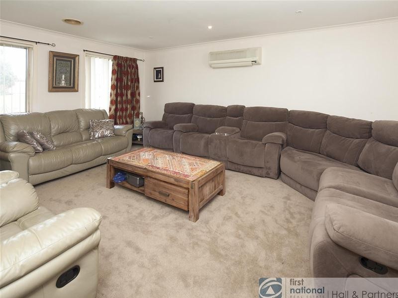 128 Kurrajong Road, Narre Warren VIC 3805