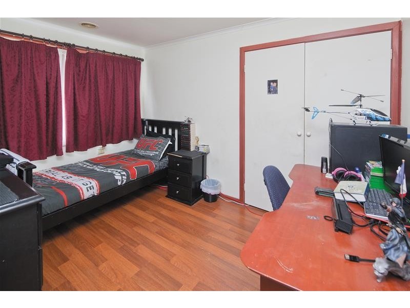 6 Axedale Crescent, Endeavour Hills VIC 3802