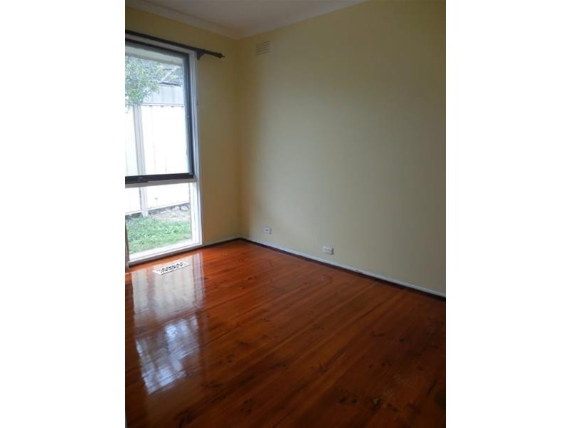 57 Chalcot Drive, Endeavour Hills VIC 3802