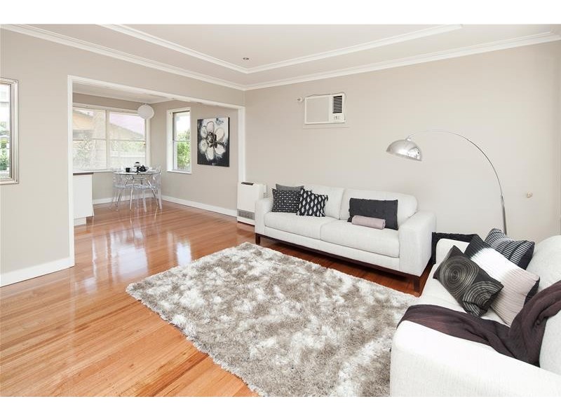 8 Sylvia Street, Dandenong North VIC 3175