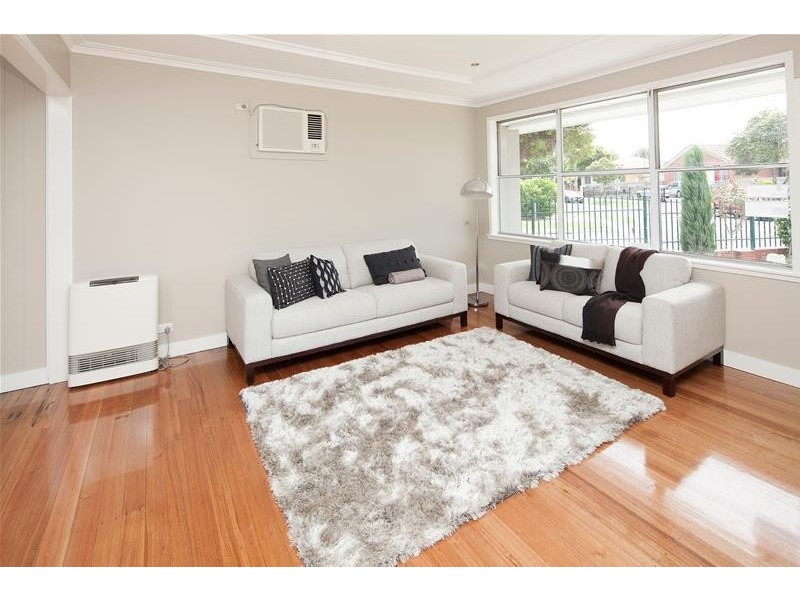 8 Sylvia Street, Dandenong North VIC 3175