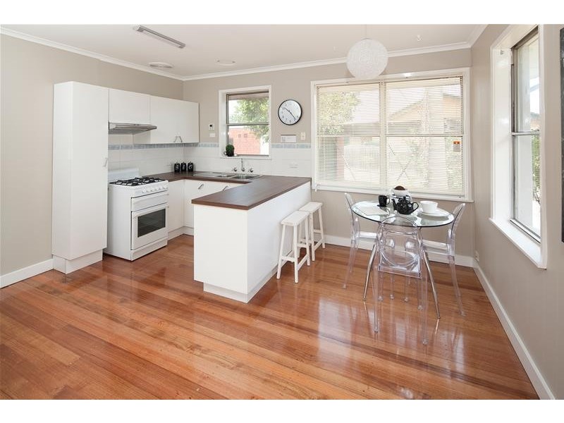 8 Sylvia Street, Dandenong North VIC 3175