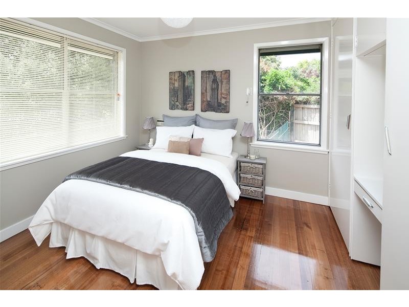 8 Sylvia Street, Dandenong North VIC 3175