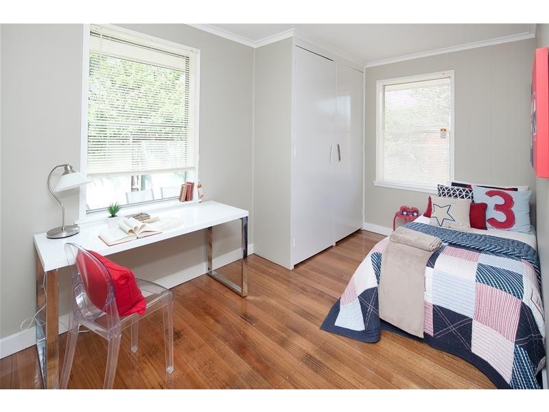 8 Sylvia Street, Dandenong North VIC 3175