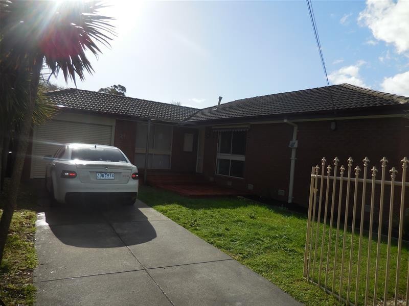 33 Cheam Street, Dandenong North VIC 3175