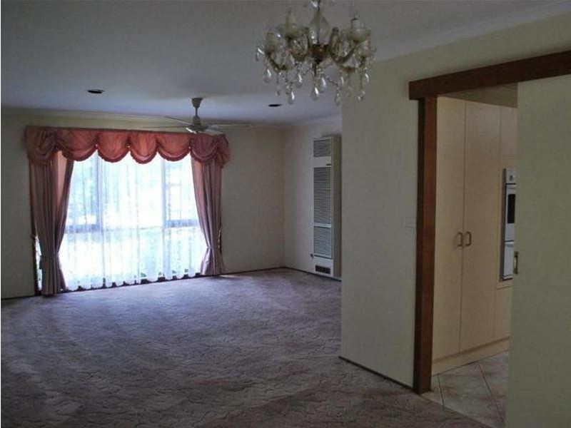 6 Bonar Court, Endeavour Hills VIC 3802