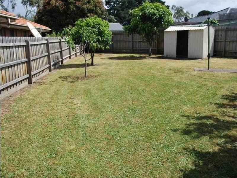 6 Bonar Court, Endeavour Hills VIC 3802