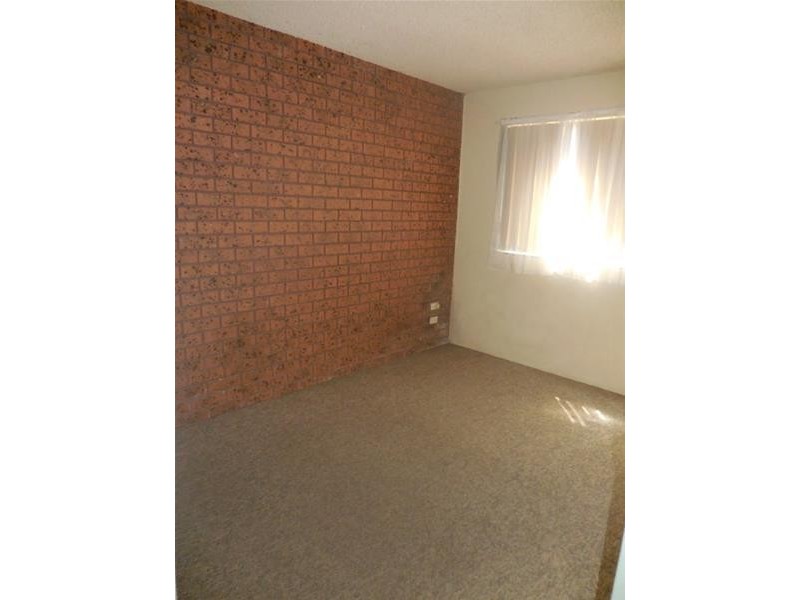 3/6 Hutton Street, Dandenong VIC 3175