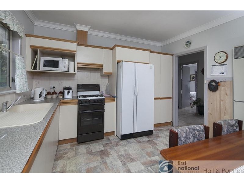 28 Jeffers Street, Noble Park VIC 3174