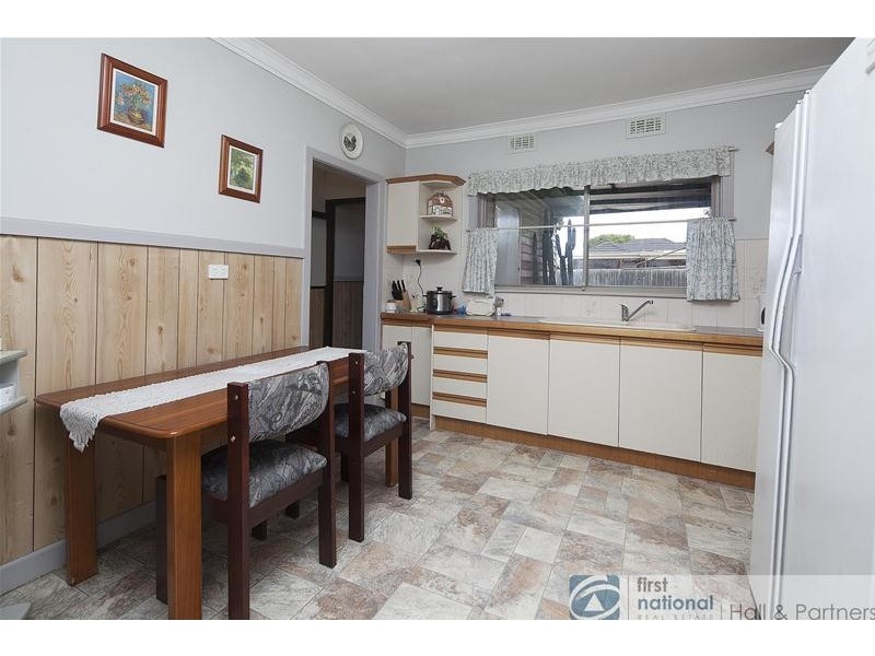 28 Jeffers Street, Noble Park VIC 3174