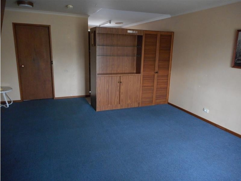 47 St James Village, James Street, Dandenong VIC 3175