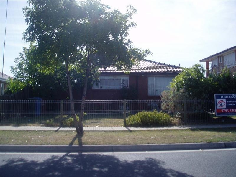 2/12 William Avenue, Dandenong VIC 3175