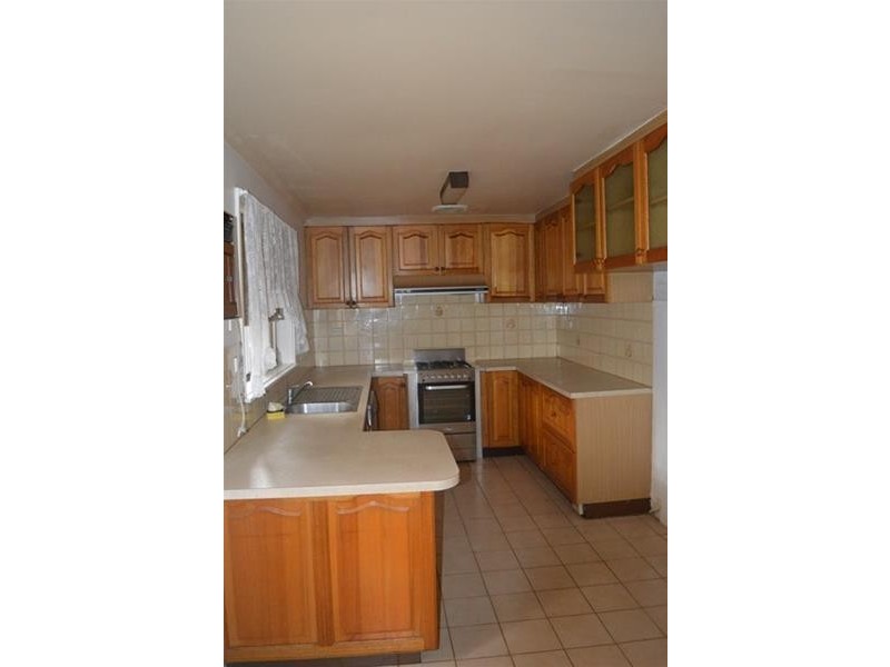 166 James Cook Drive, Endeavour Hills VIC 3802