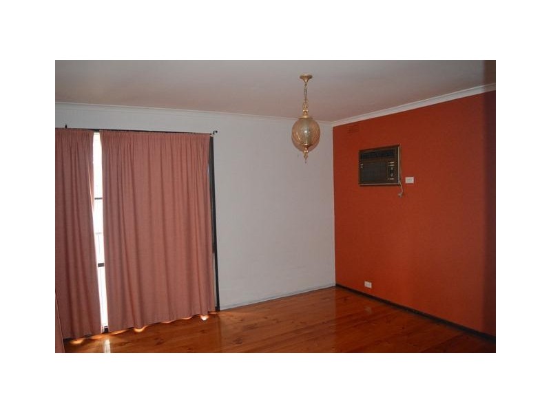 166 James Cook Drive, Endeavour Hills VIC 3802