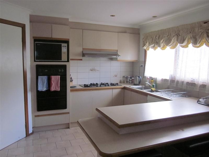 1 Gurner Court, Endeavour Hills VIC 3802