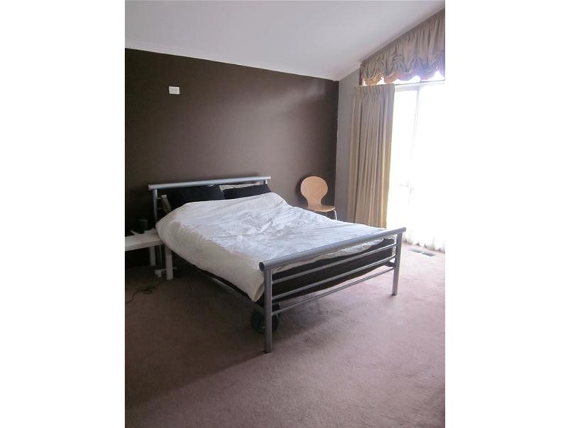 1 Gurner Court, Endeavour Hills VIC 3802