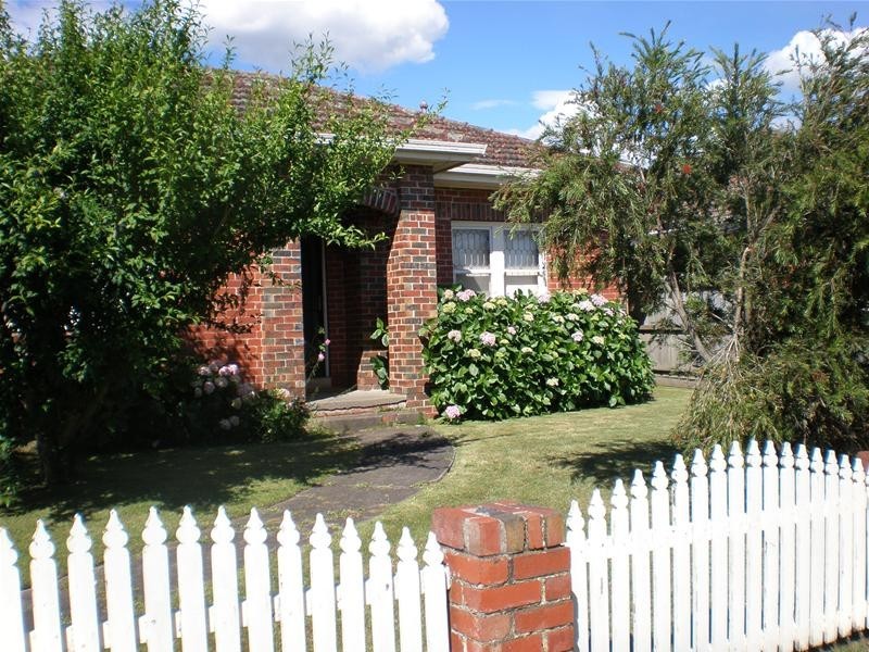 17 Ronald Street, Dandenong VIC 3175